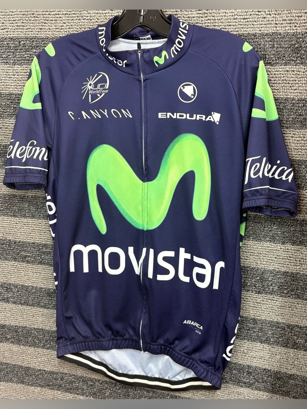 Movistar UCI World Tour Men's Pro Cycling Team Jersey XL EUC